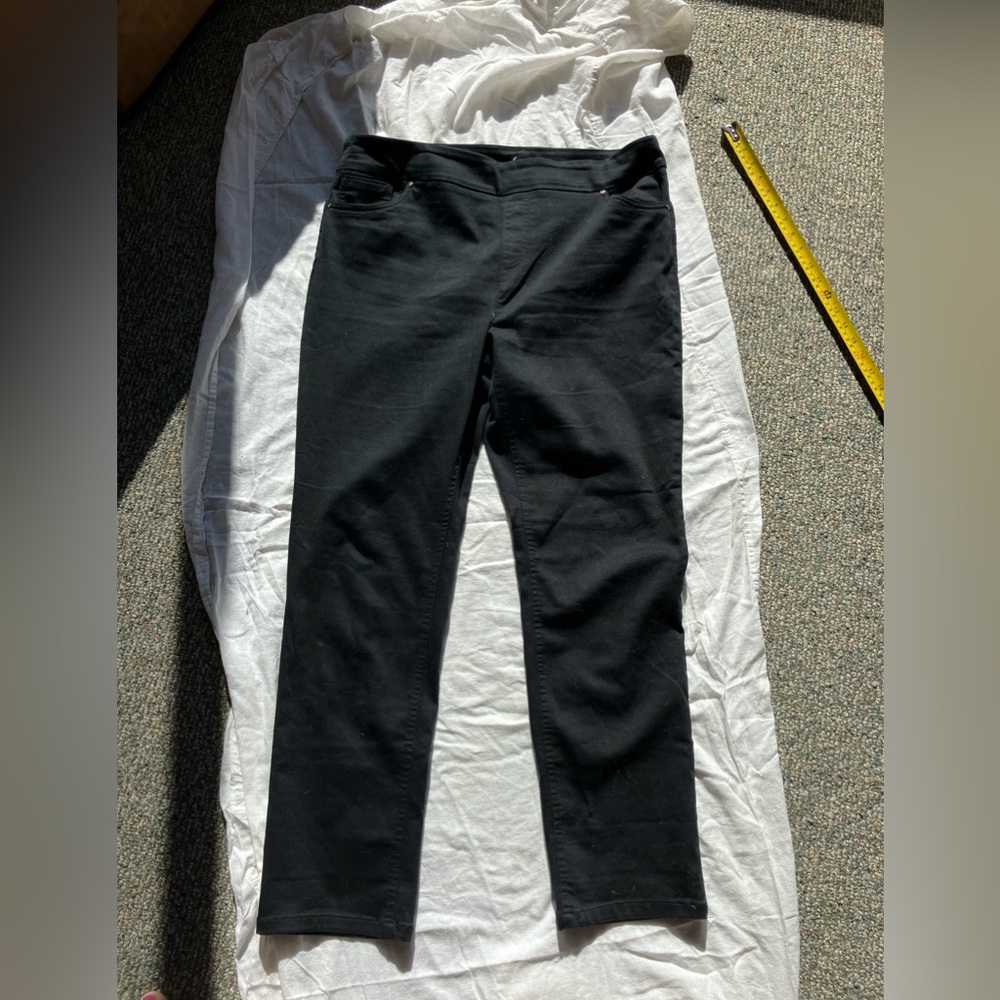 Like new - Black Women’s Sz 16 Chino Pants